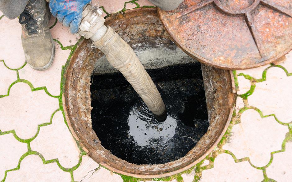déboucheur à pompe wc Villejuif